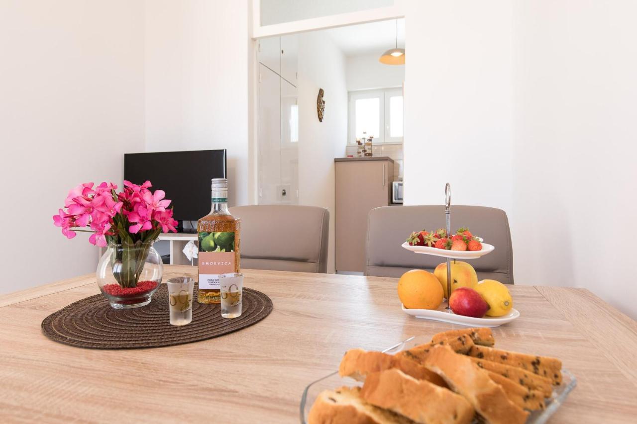 Apartment Oleander Punat Eksteriør billede
