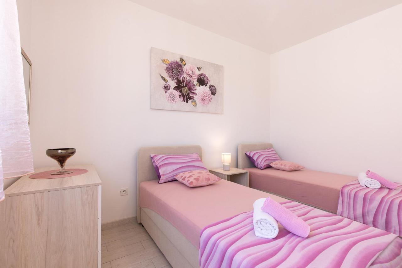 Apartment Oleander Punat Eksteriør billede